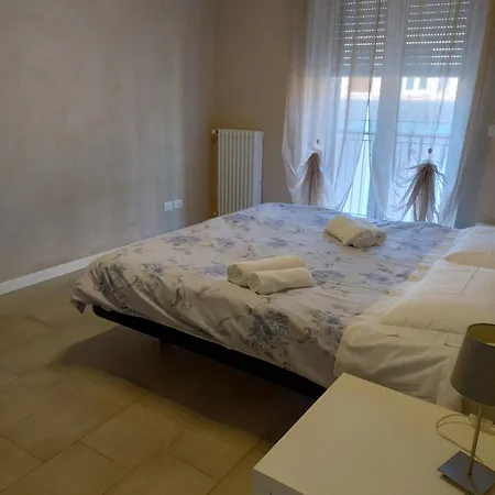 Domus Rarum Apartman *